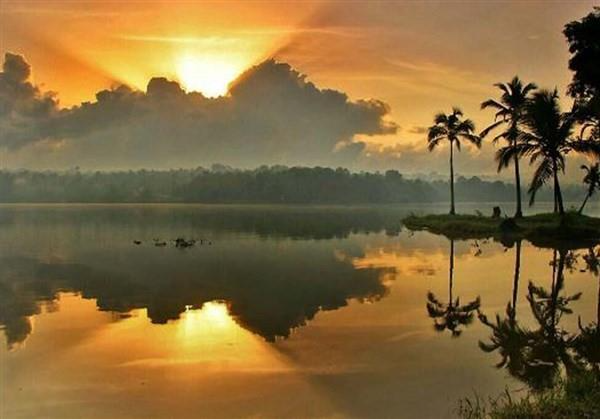 Vellayani Lake